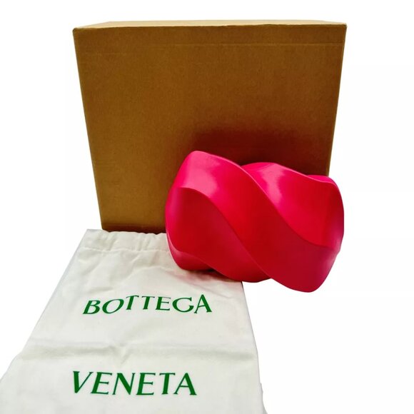 BOTTEGA VENETA Whirl Clutch Bag Pink - Picture 1 of 12